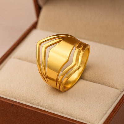 Elegant Gold Statement Ring